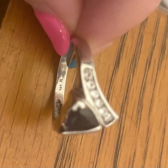 Sapphire and Diamond Ring - Picture 5 of 5